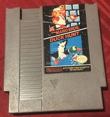 Retron HYPERKIN Classic NES Console 2 Controller AC Adapter 2 Games No AV Cord